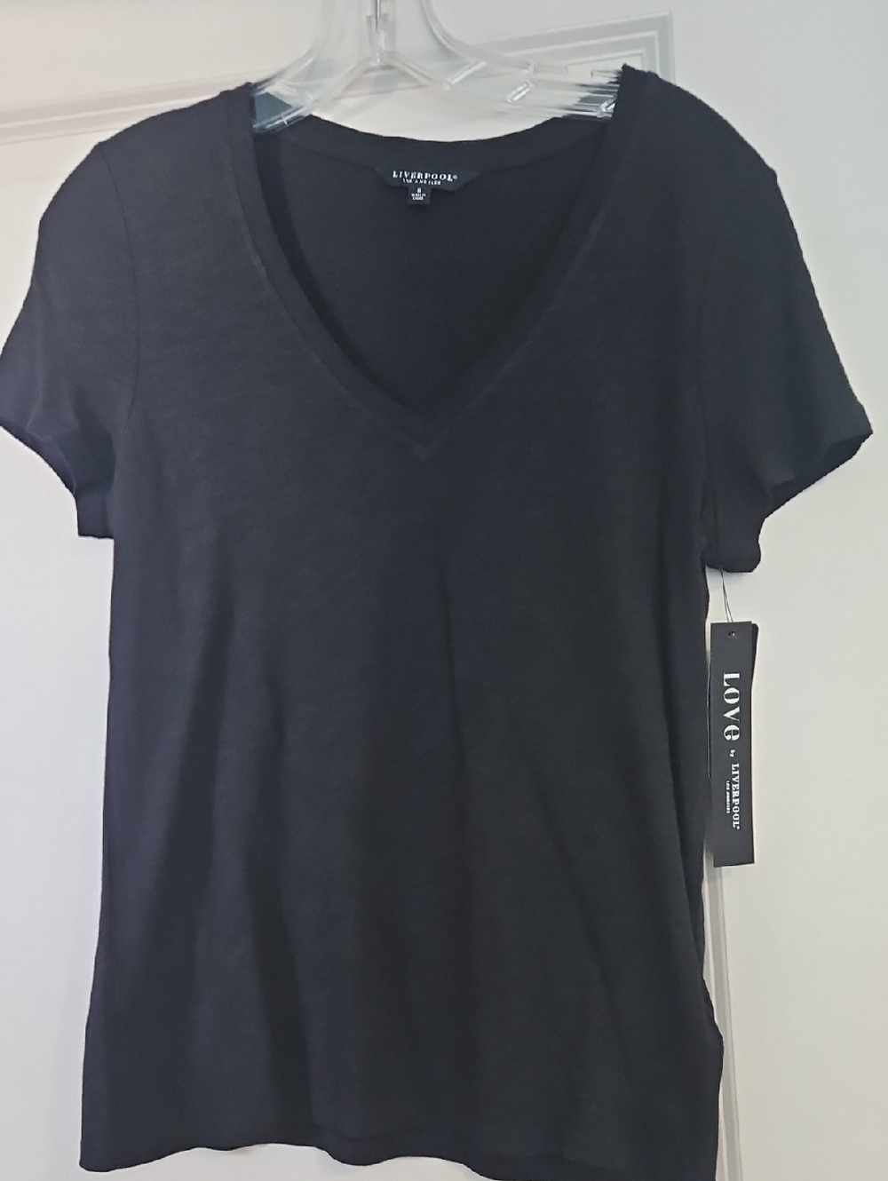 Liverpool Los Angeles V Neck T Shirt - Small - NWT
